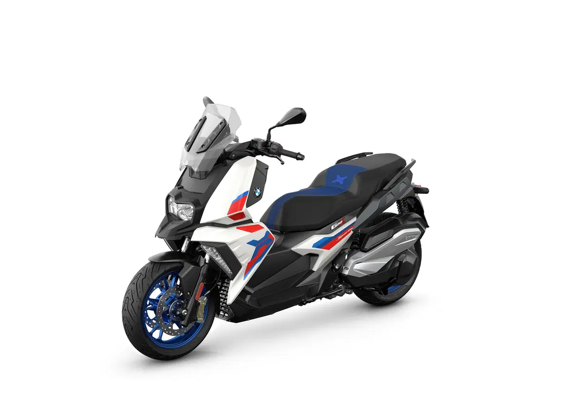 BMW, ecco tutte le moto del 2023. Ci sono novità per 25 modelli (82)