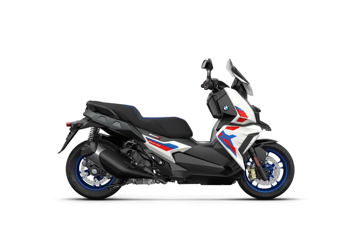 BMW, ecco tutte le moto del 2023. Ci sono novità per 25 modelli (81)