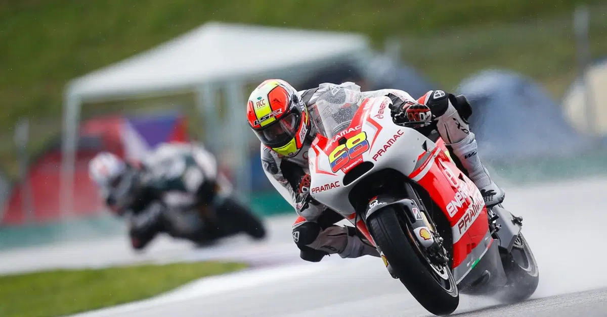 MotoGP a Misano. La pioggia rovina le FP1, tante scivolate