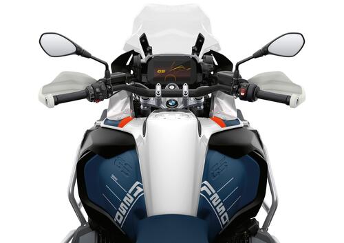 Le BMW maxi enduro, crossover e roadster per il 2023 (7)