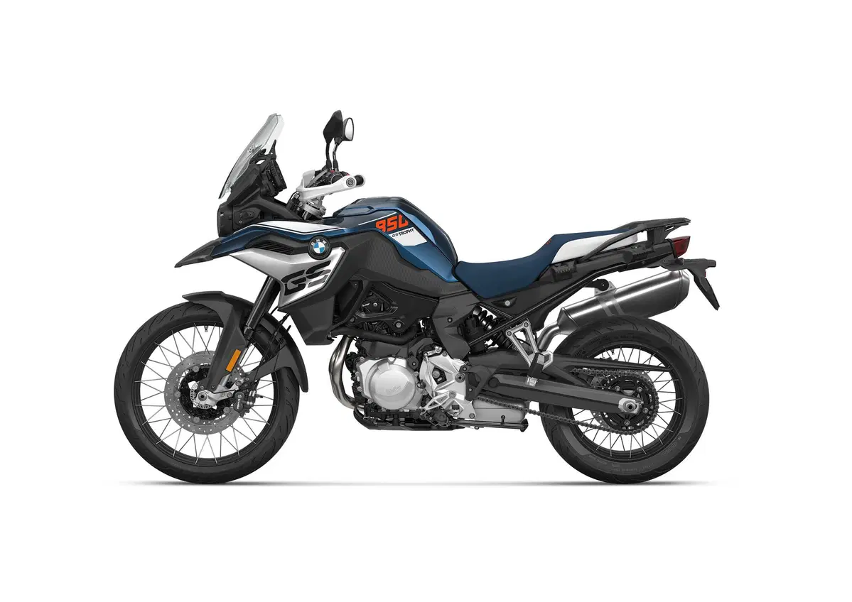 Le BMW maxi enduro, crossover e roadster per il 2023 (11)