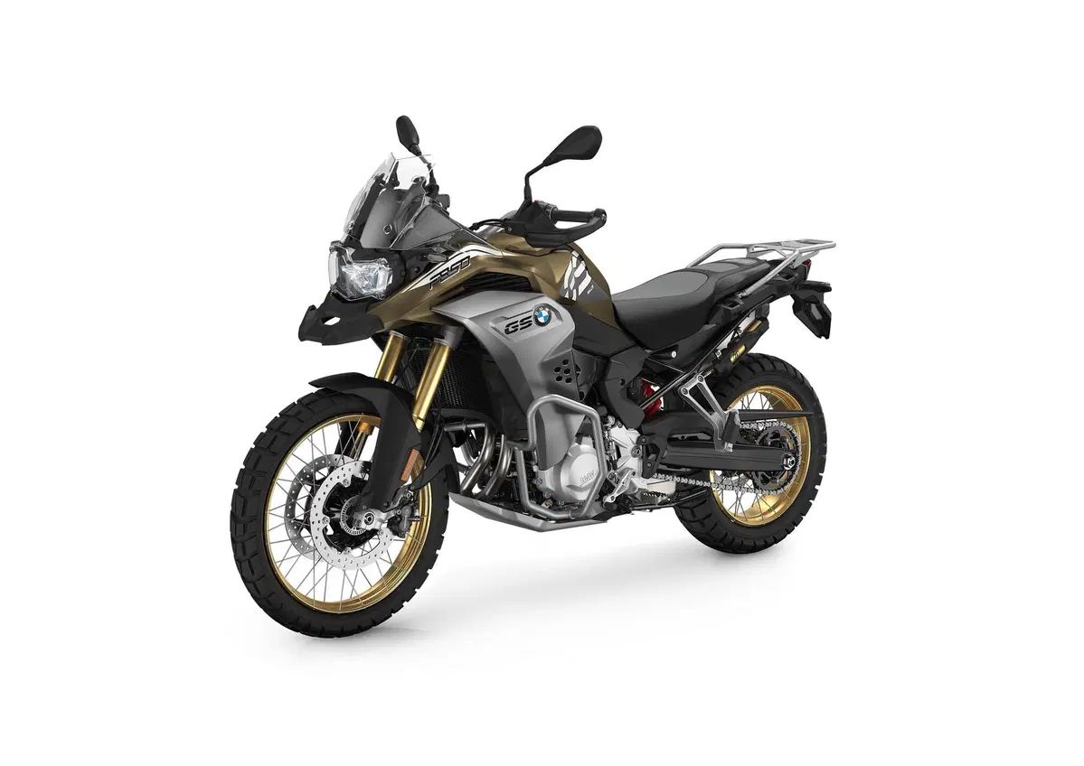 Le BMW maxi enduro, crossover e roadster per il 2023 (15)