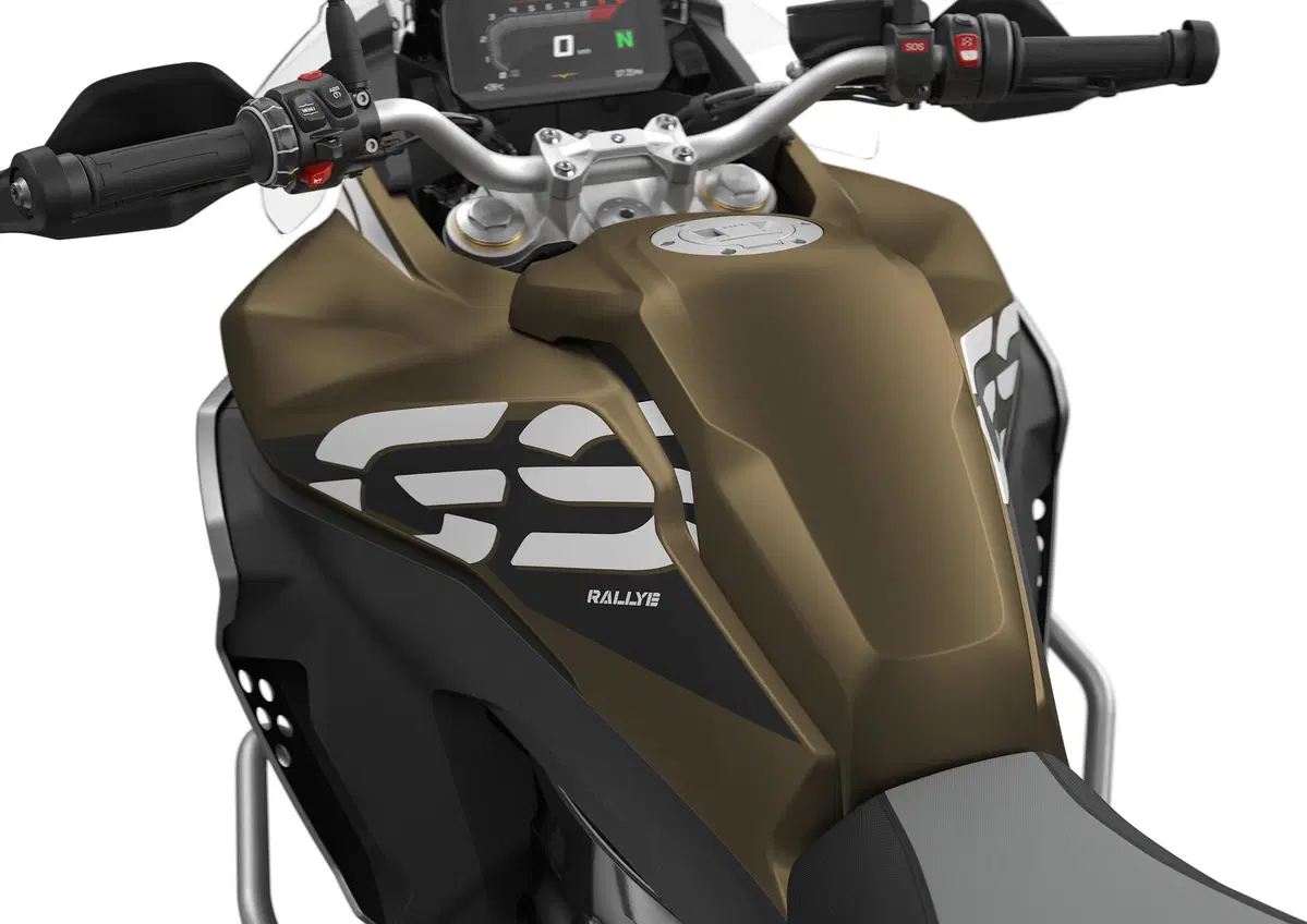 Le BMW maxi enduro, crossover e roadster per il 2023 (16)