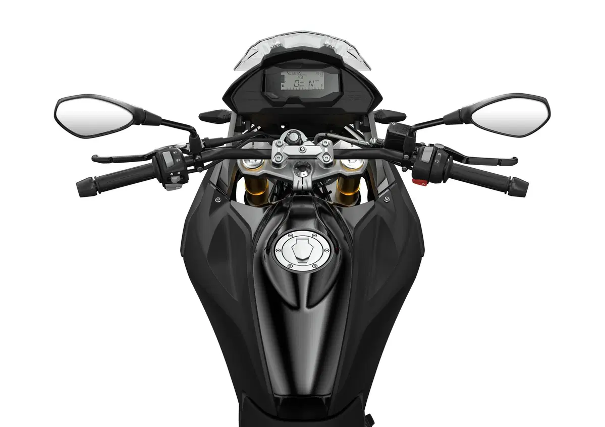 Le BMW maxi enduro, crossover e roadster per il 2023 (27)