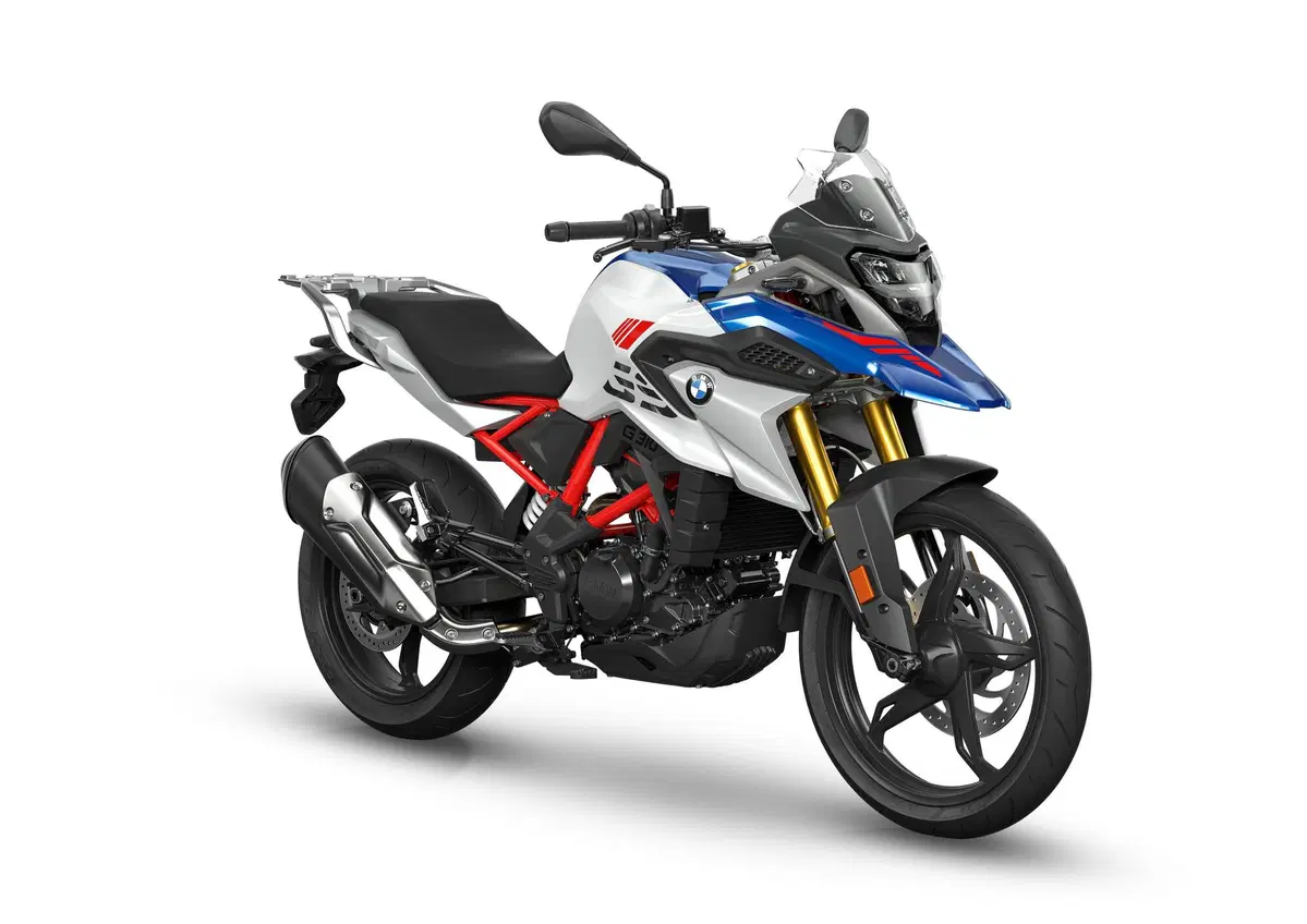 Le BMW maxi enduro, crossover e roadster per il 2023 (25)