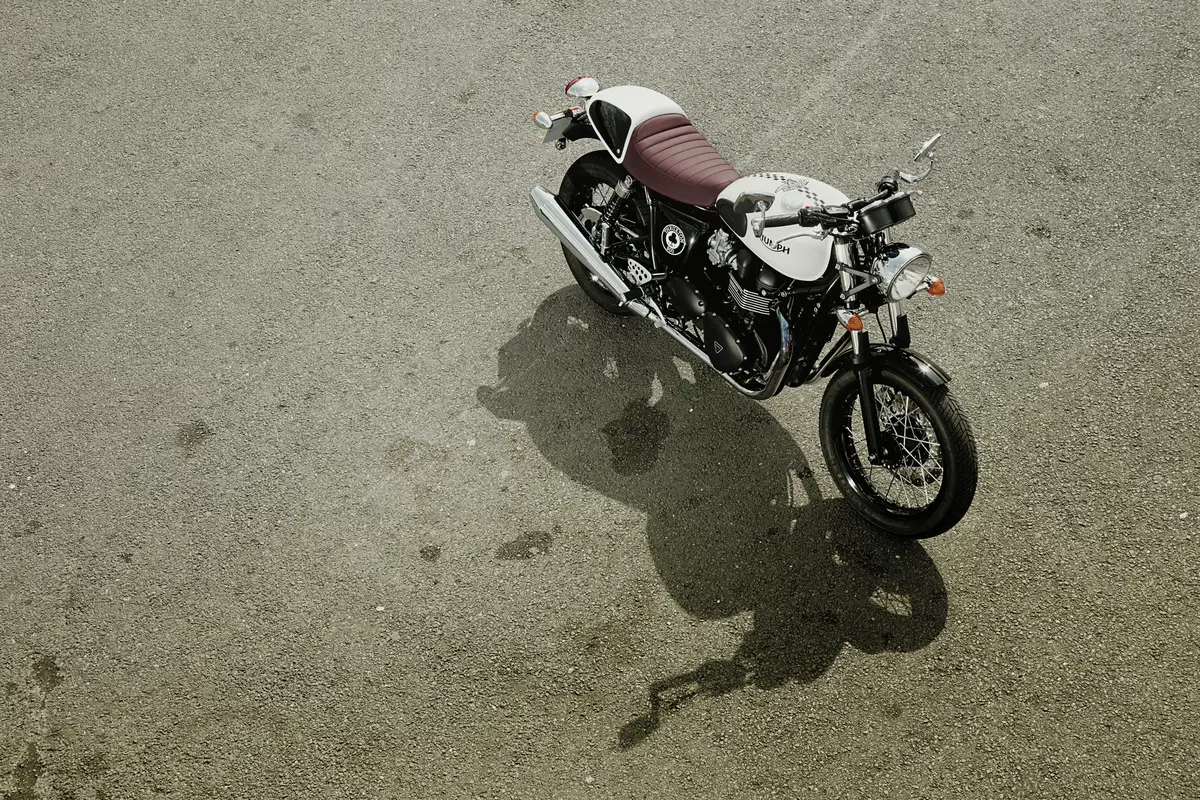 Nuova Triumph Thruxton Ace Special Edition (8)