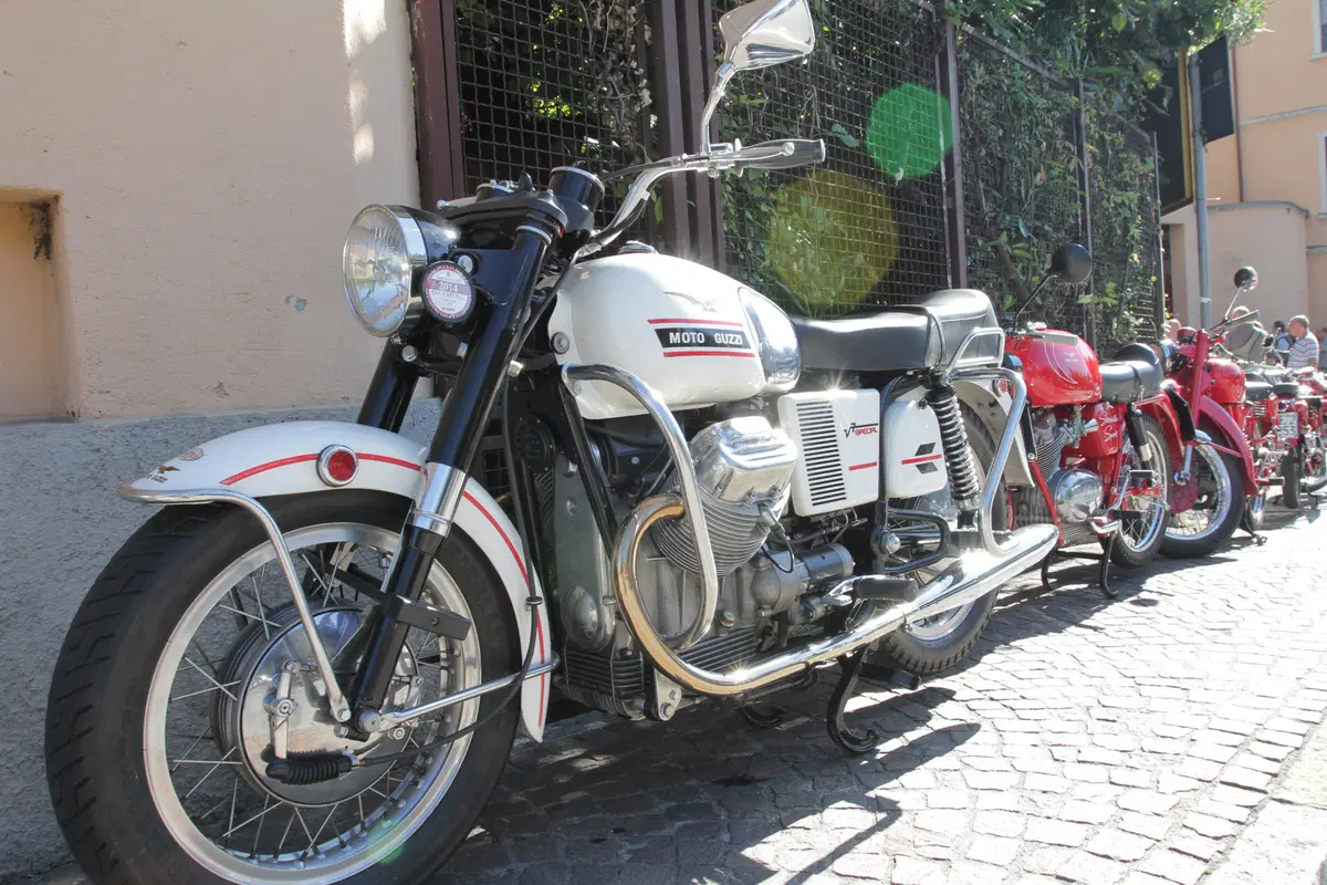 Moto Guzzi Open House: lo stabilimento di Mandello apre le porte ai suoi guzzisti (6)