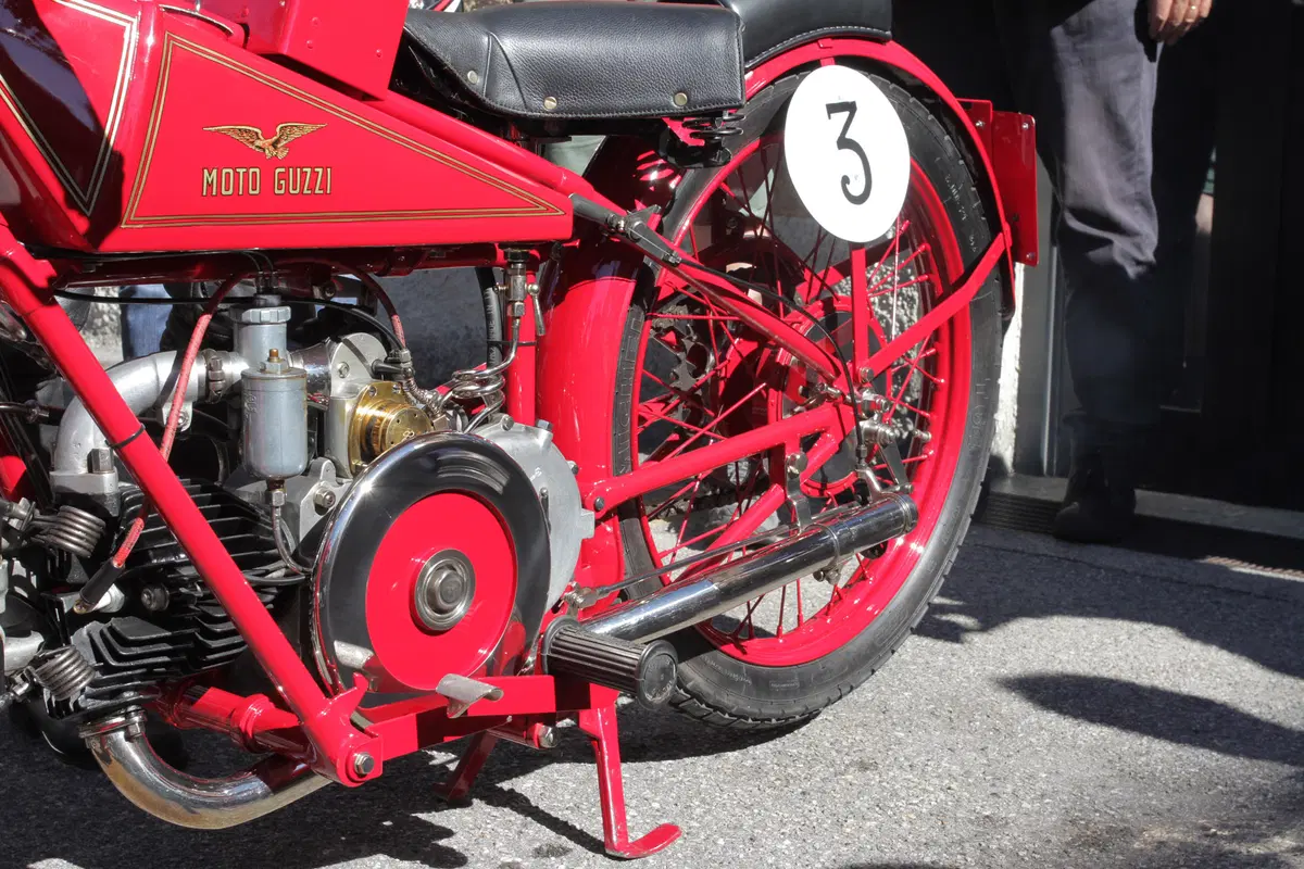 Moto Guzzi Open House: lo stabilimento di Mandello apre le porte ai suoi guzzisti (10)