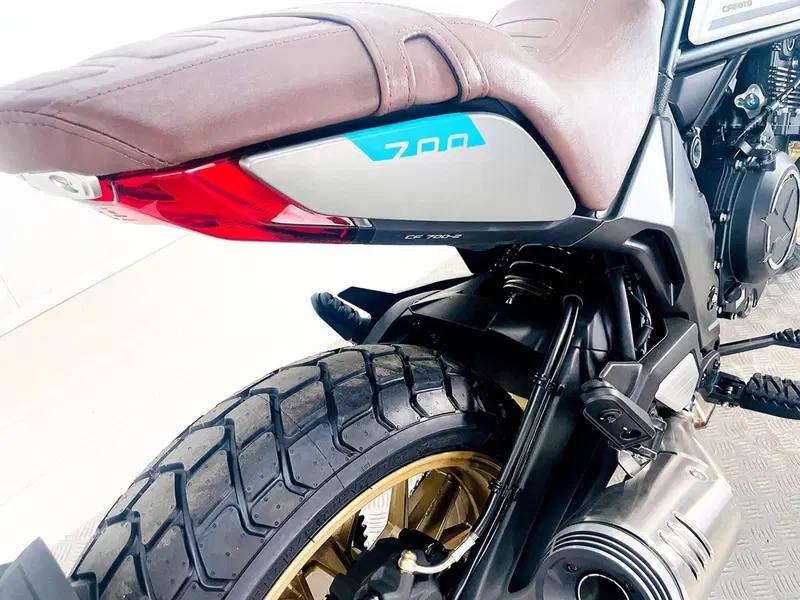 CFMOTO 700CL-X Heritage (2021 - 26) (7)