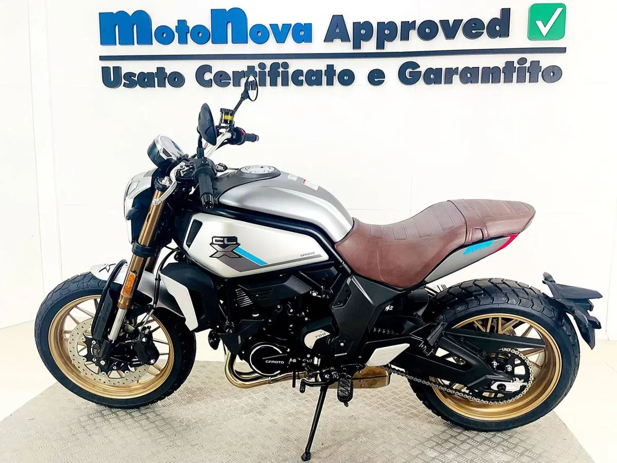 CFMOTO 700CL-X Heritage (2021 - 26) (2)