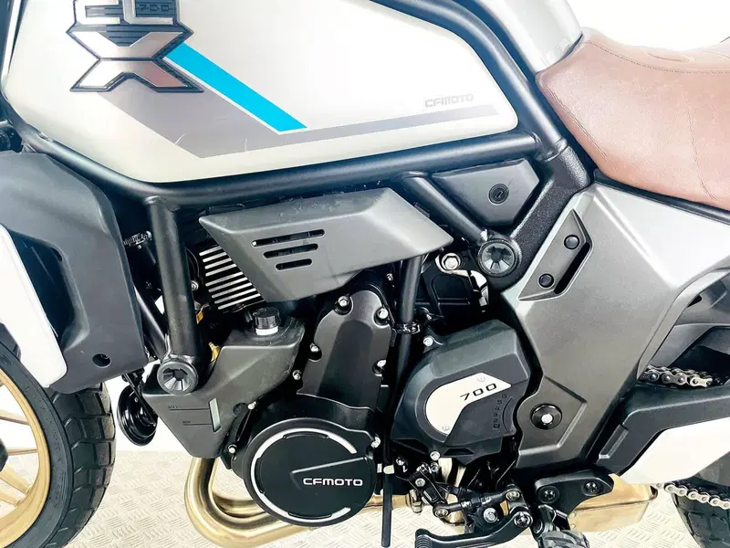 CFMOTO 700CL-X Heritage (2021 - 26) (15)