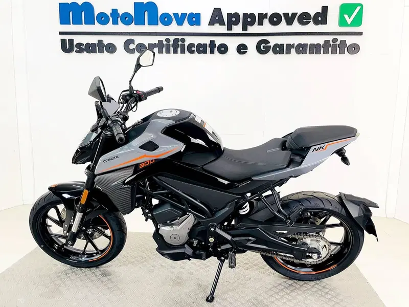 CFMOTO 300NK (2021 - 26) (2)