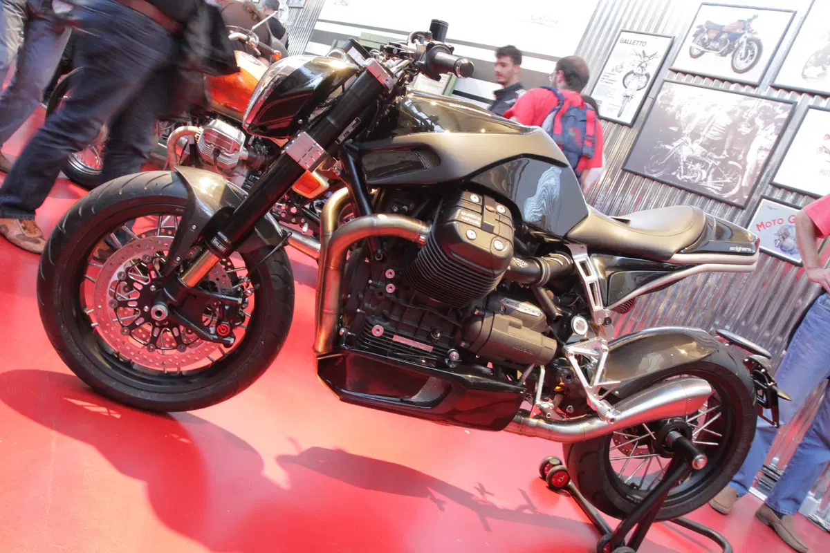 Moto Guzzi Open House: lo stabilimento di Mandello apre le porte ai suoi guzzisti (27)