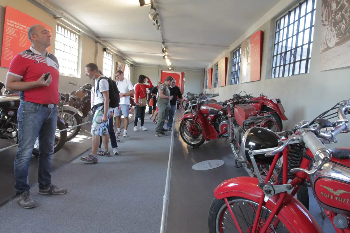 Moto Guzzi Open House: lo stabilimento di Mandello apre le porte ai suoi guzzisti (42)