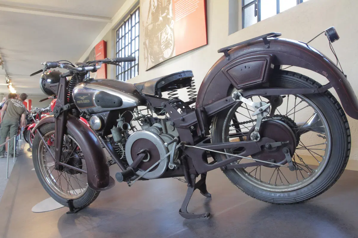 Moto Guzzi Open House: lo stabilimento di Mandello apre le porte ai suoi guzzisti (46)