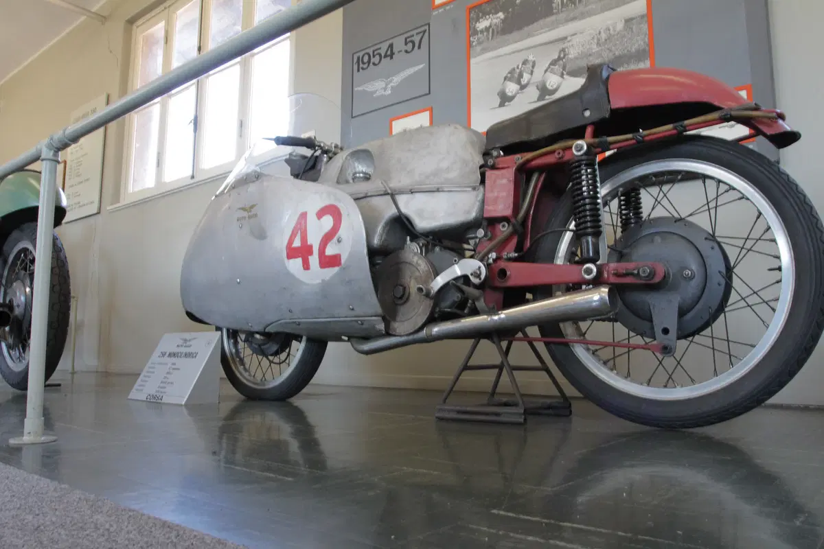 Moto Guzzi Open House: lo stabilimento di Mandello apre le porte ai suoi guzzisti (49)