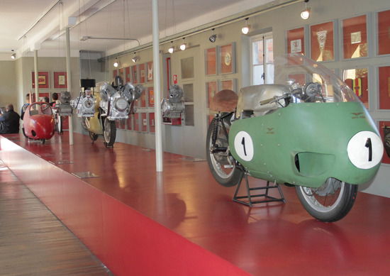 Moto Guzzi Open House: a Mandello tre giorni di passione