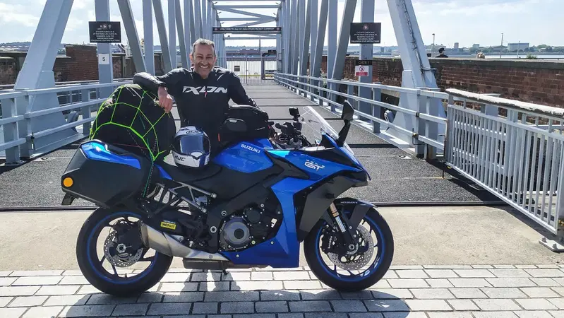 99 ore in sella: Long Test Suzuki GSX-S1000GT e Metzeler Roadtec 01 SE [VIDEO]