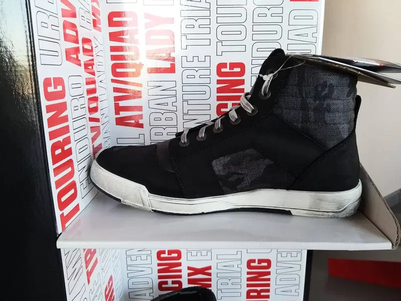 Scarpe Forma Ground Dry (2)