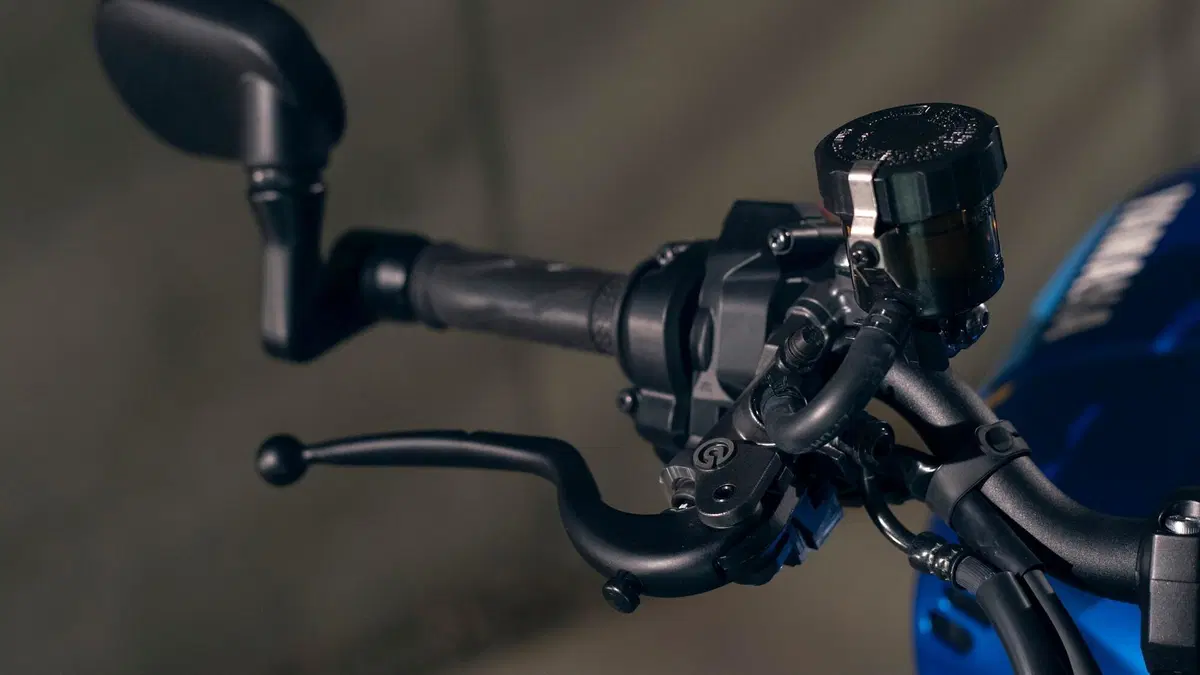 Yamaha XSR 900: divertimento in abito vintage. (6)