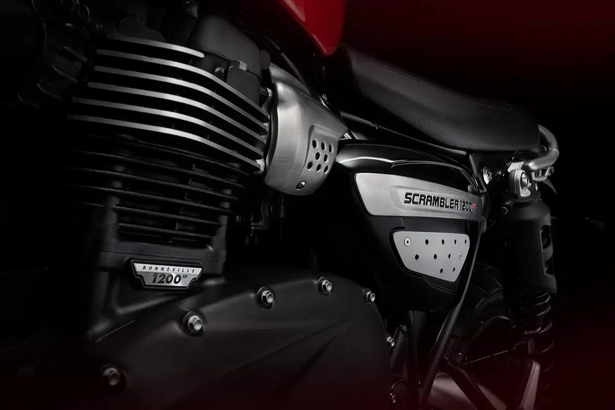 Triumph Scrambler 1200 XE e XC (16)