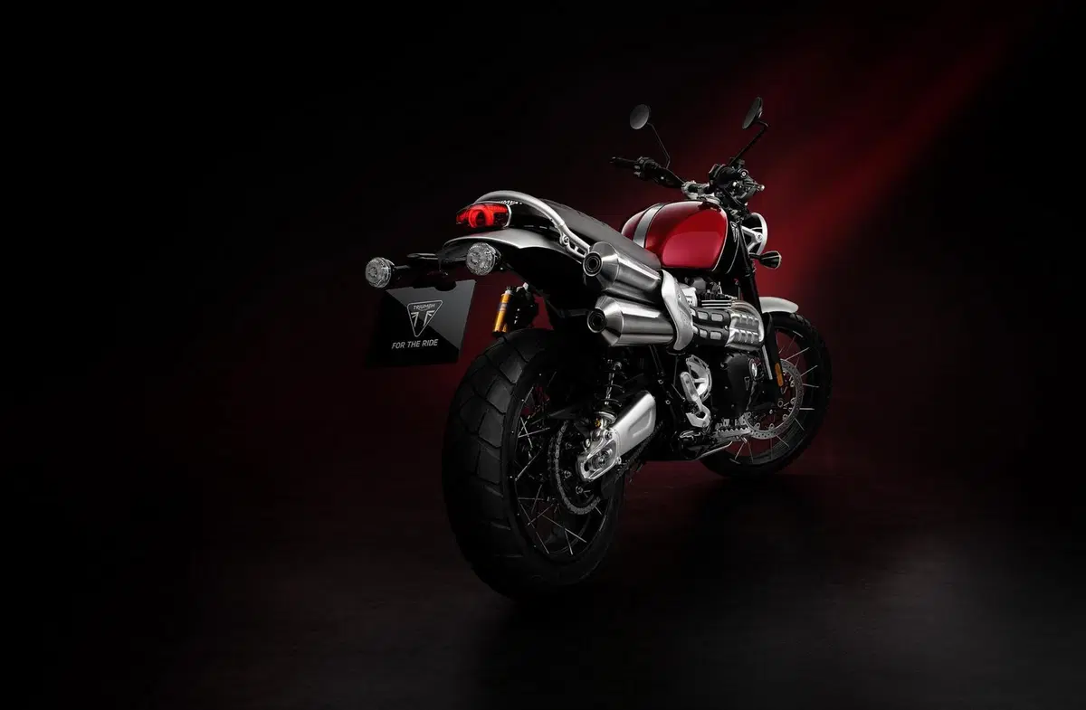Triumph Scrambler 1200 XE e XC (25)