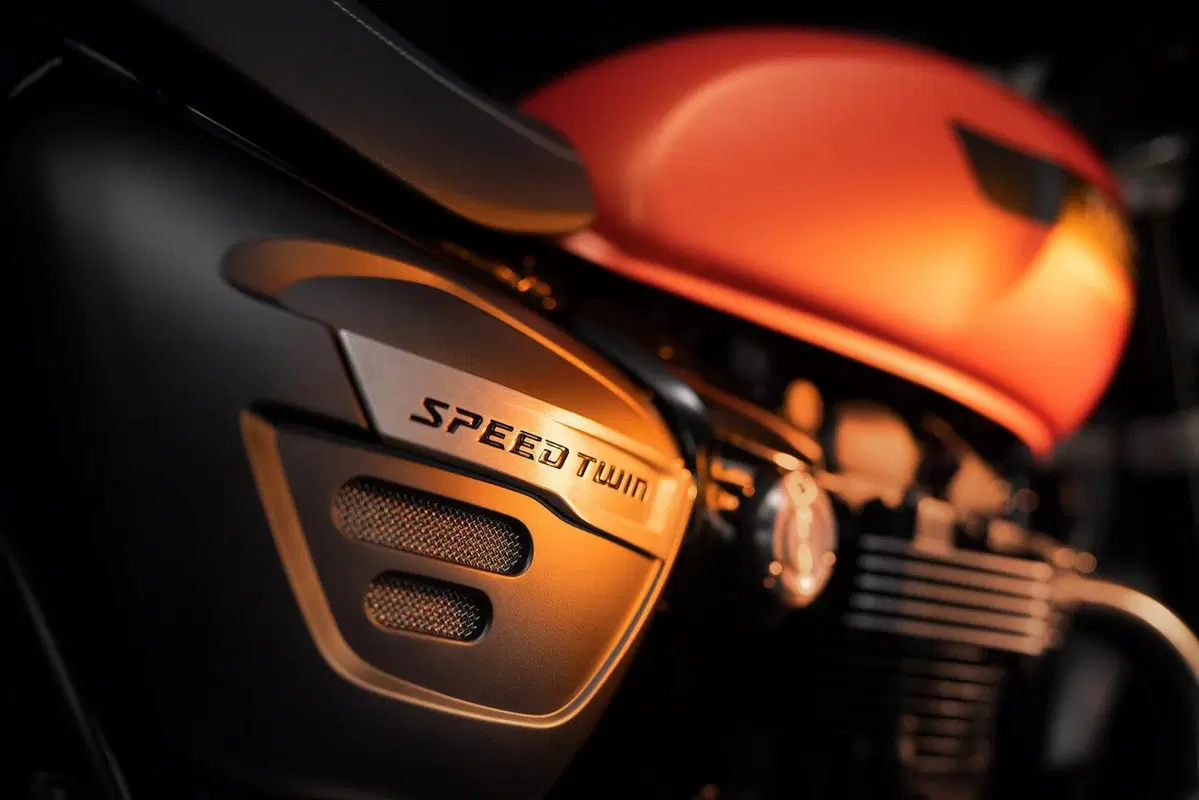 Triumph Speed Twin 1200 (8)