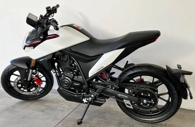 Malaguti Drakon 125 (2022 - 26) (5)