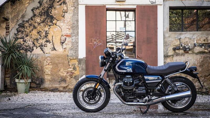 Moto Guzzi V850 X, nuova scrambler attesa per EICMA