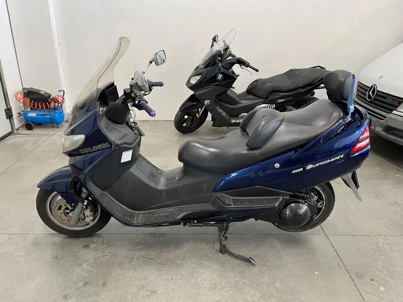 Suzuki Burgman AN 400 (2001 - 02)
