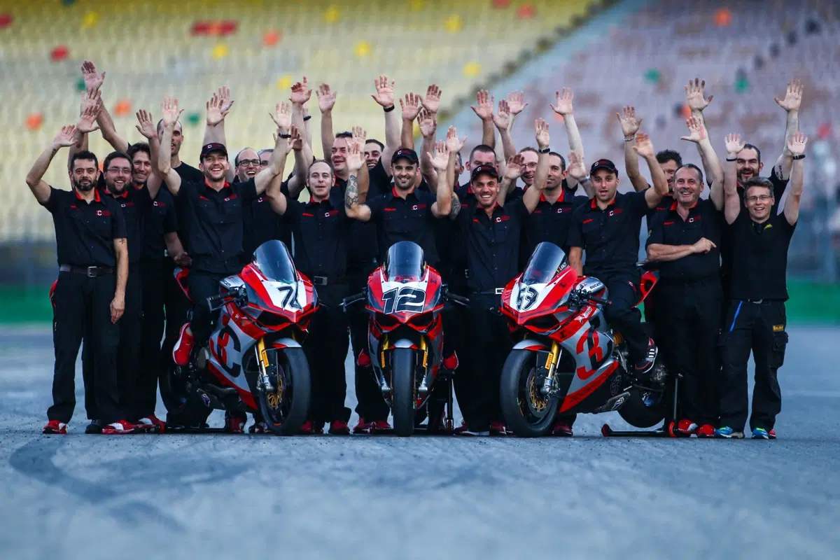 IDM, en plein per Fores e la Ducati Panigale (3)