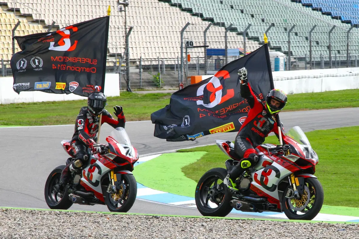 IDM, en plein per Fores e la Ducati Panigale (7)