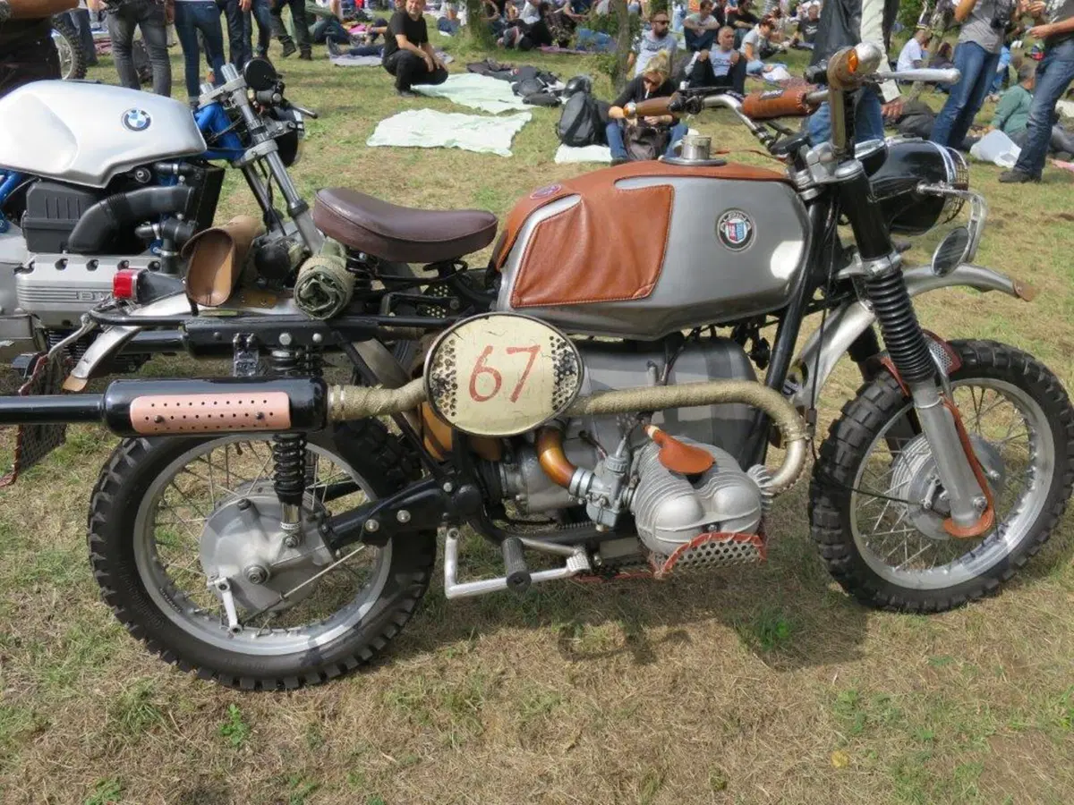 Tante belle moto al Bread And Salam (6)