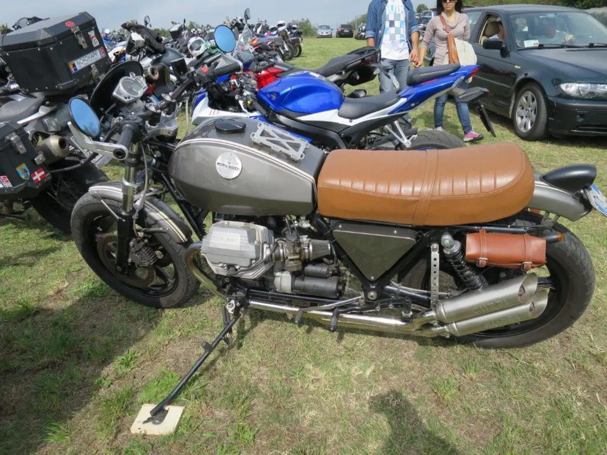 Tante belle moto al Bread And Salam (23)