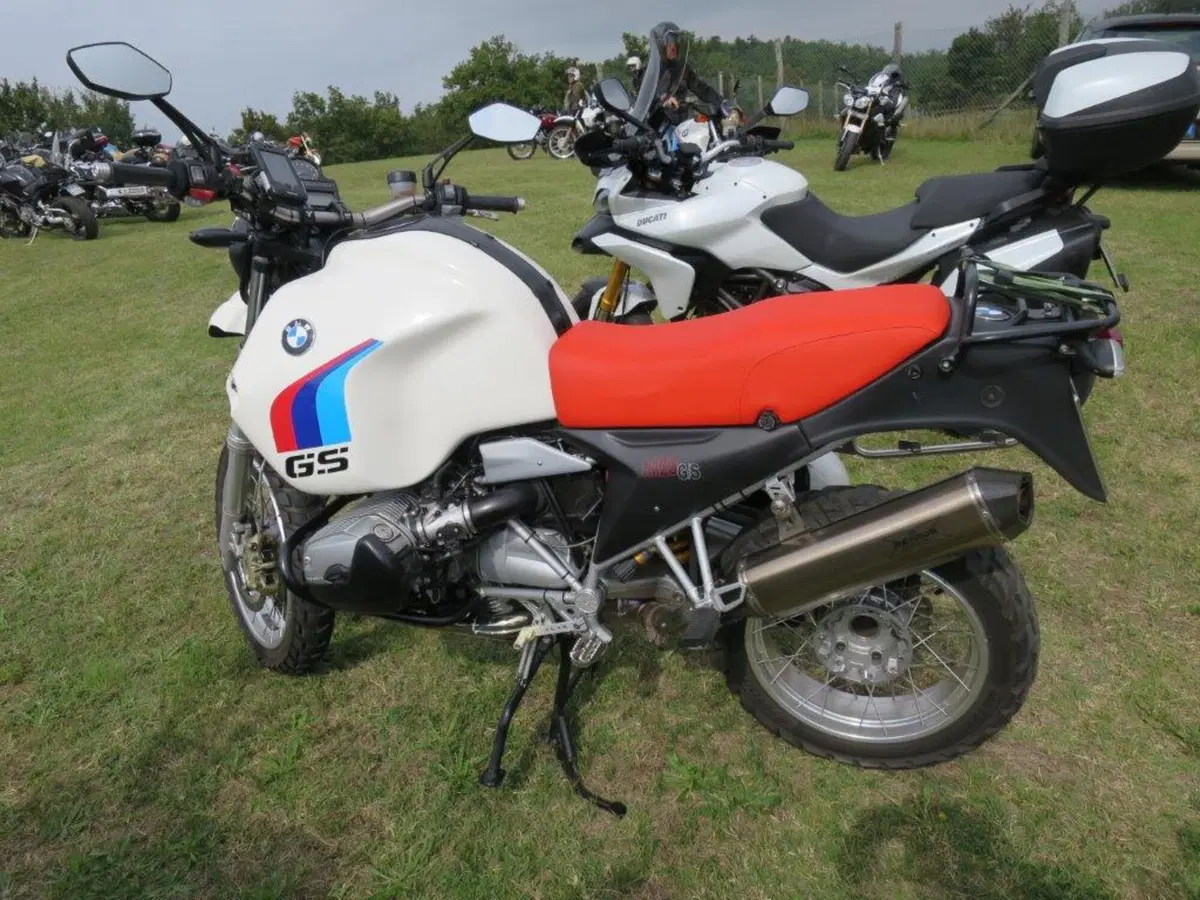 Tante belle moto al Bread And Salam (24)