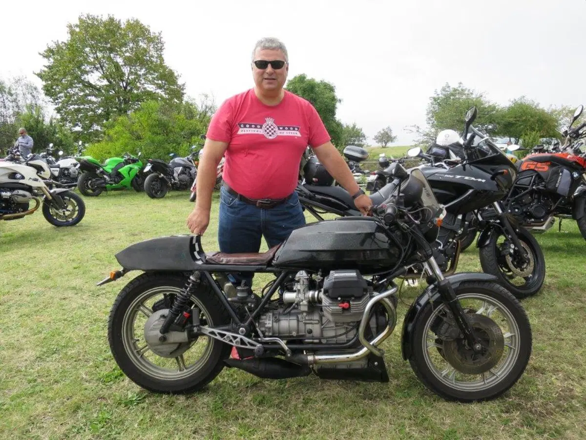 Tante belle moto al Bread And Salam (28)