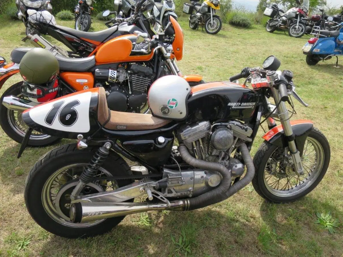Tante belle moto al Bread And Salam (33)