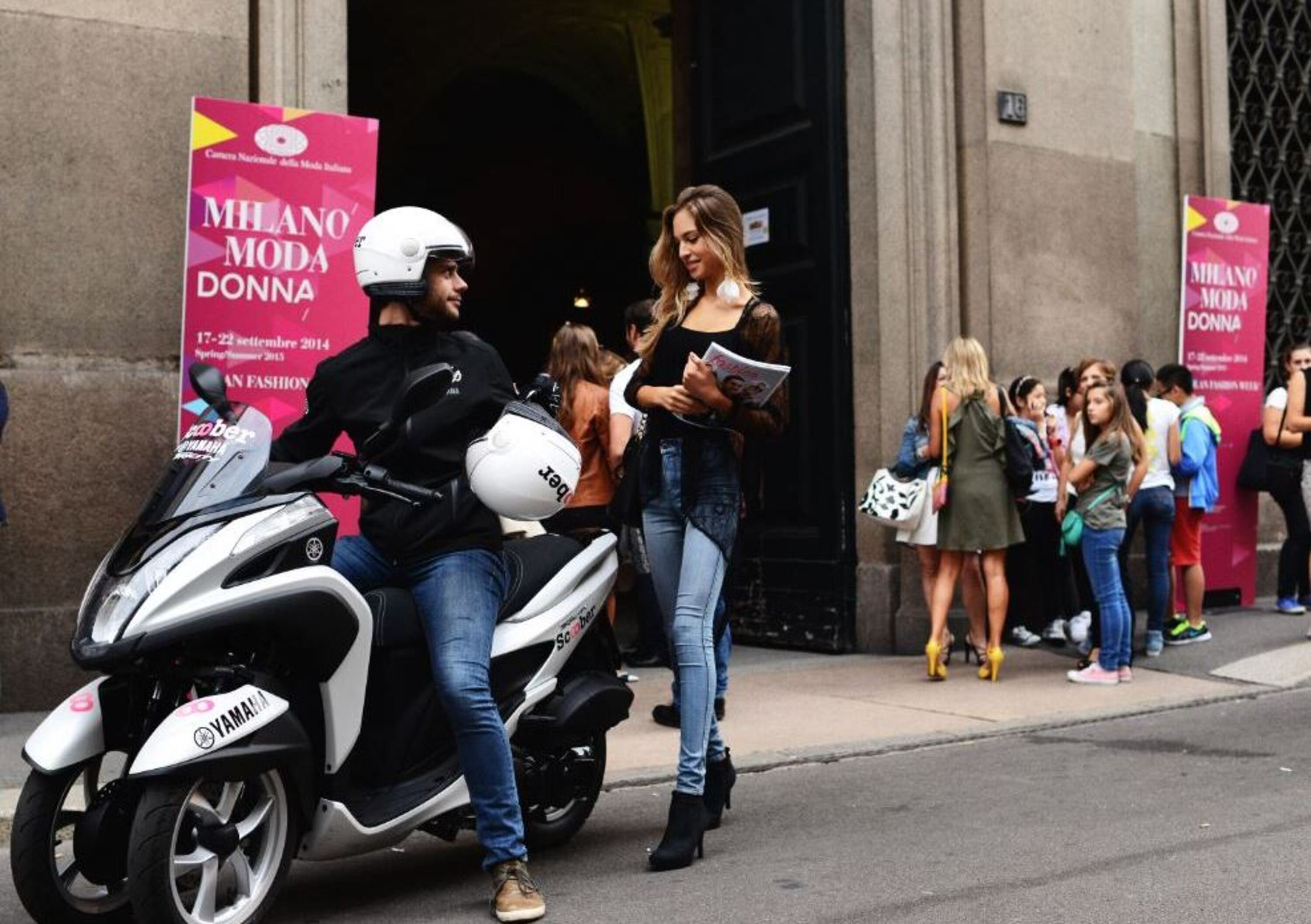 Yamaha Tricity bloccati alla Milano Fashion Week