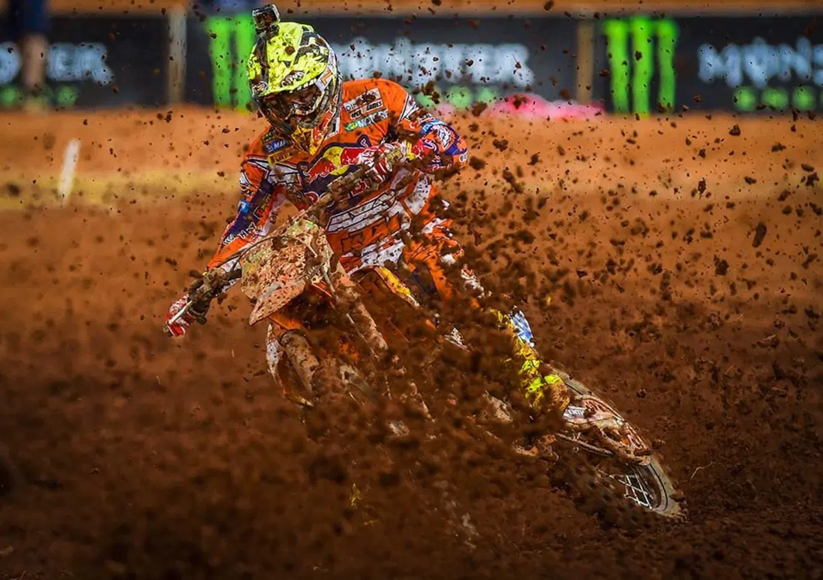 Cairoli: "KTM 350 e 450 completamente nuove. Le prover&ograve; e decider&ograve;"