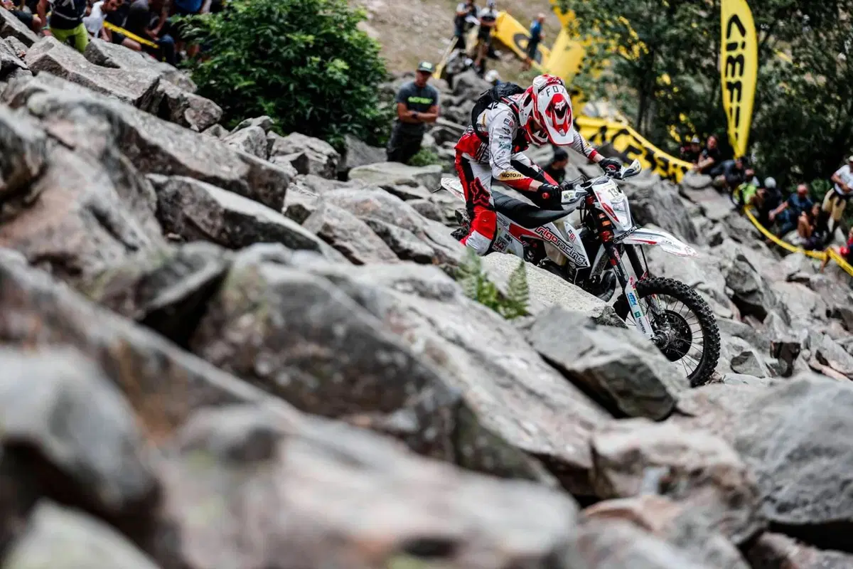 Mondiale Hard Enduro. Abestone: è 3 su 3 per Lettenbichler, KTM  (12)