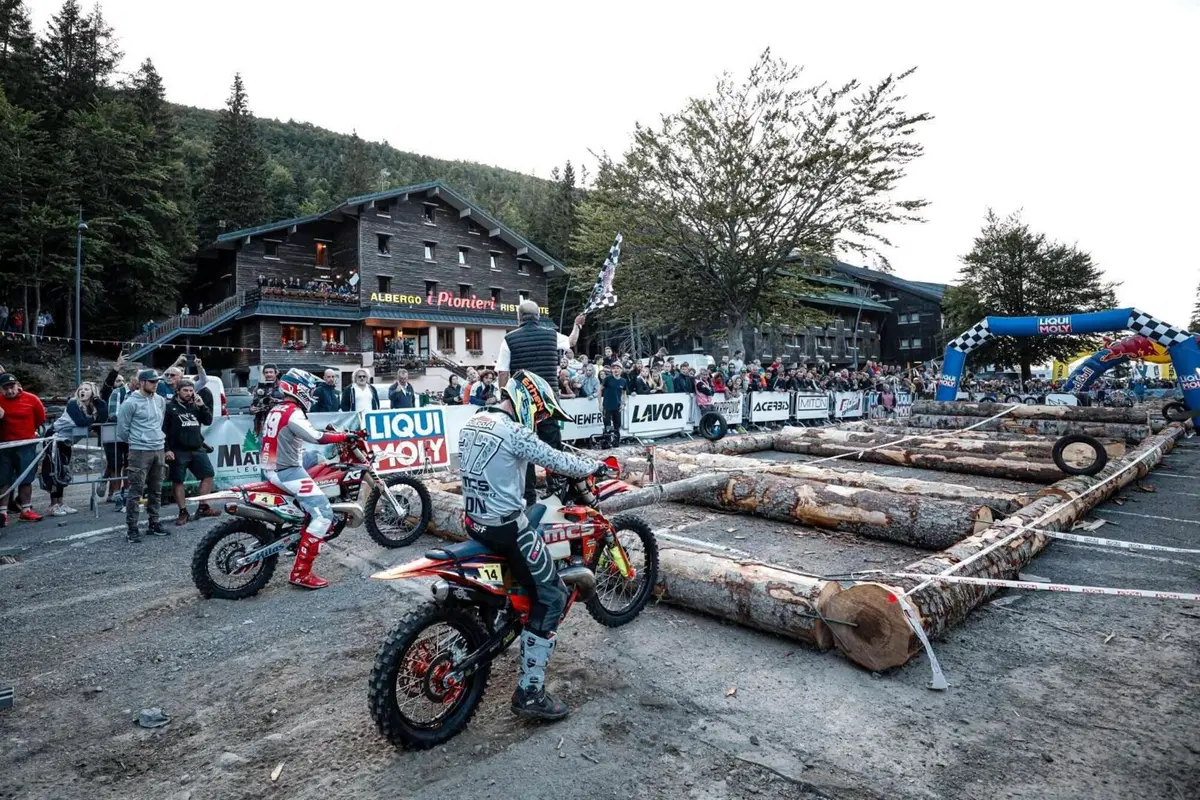 Mondiale Hard Enduro. Abestone: è 3 su 3 per Lettenbichler, KTM  (28)
