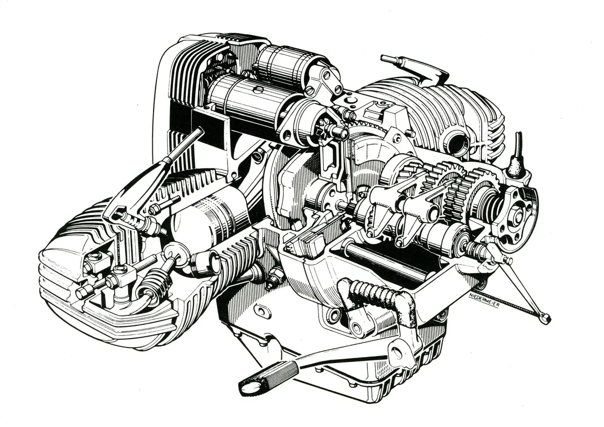 Creatività tecnica: il trapianto da una moto all'altra (3)