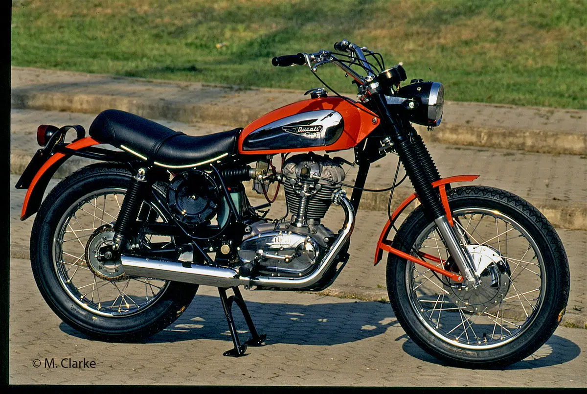 Creatività tecnica: il trapianto da una moto all'altra
