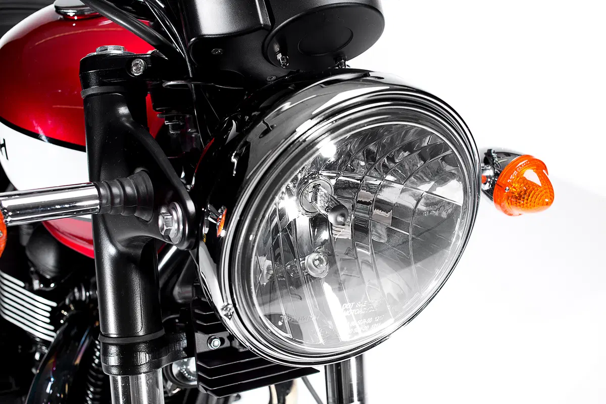 Tre Triumph Bonneville 2014 presentate a Colonia (17)
