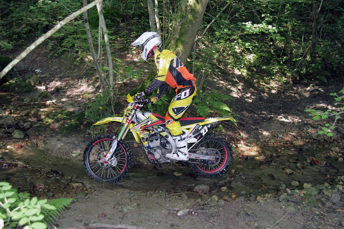 Suzuki RME 50, 250, 450 Rigo Moto (7)