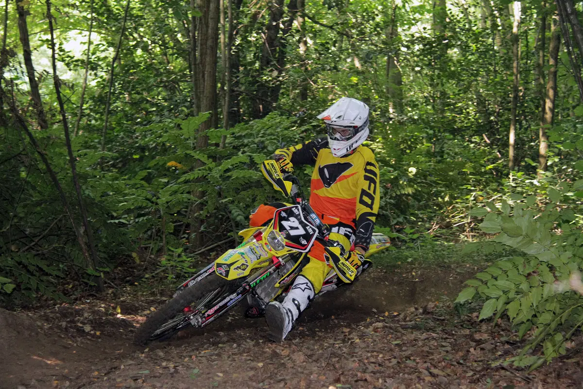 Suzuki RME 50, 250, 450 Rigo Moto (9)