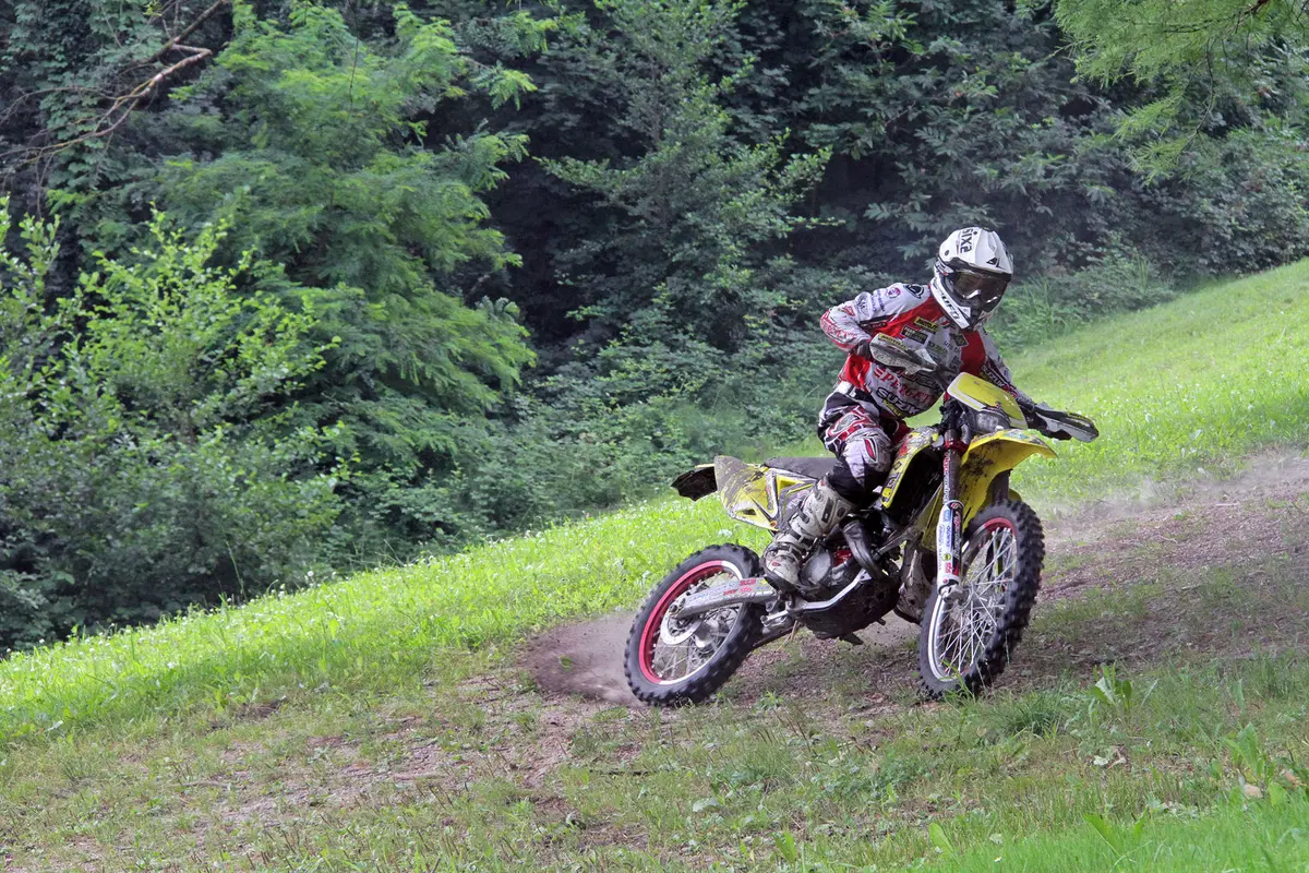 Suzuki RME 50, 250, 450 Rigo Moto (20)