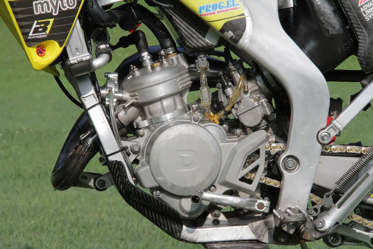 Suzuki RME 50, 250, 450 Rigo Moto (39)