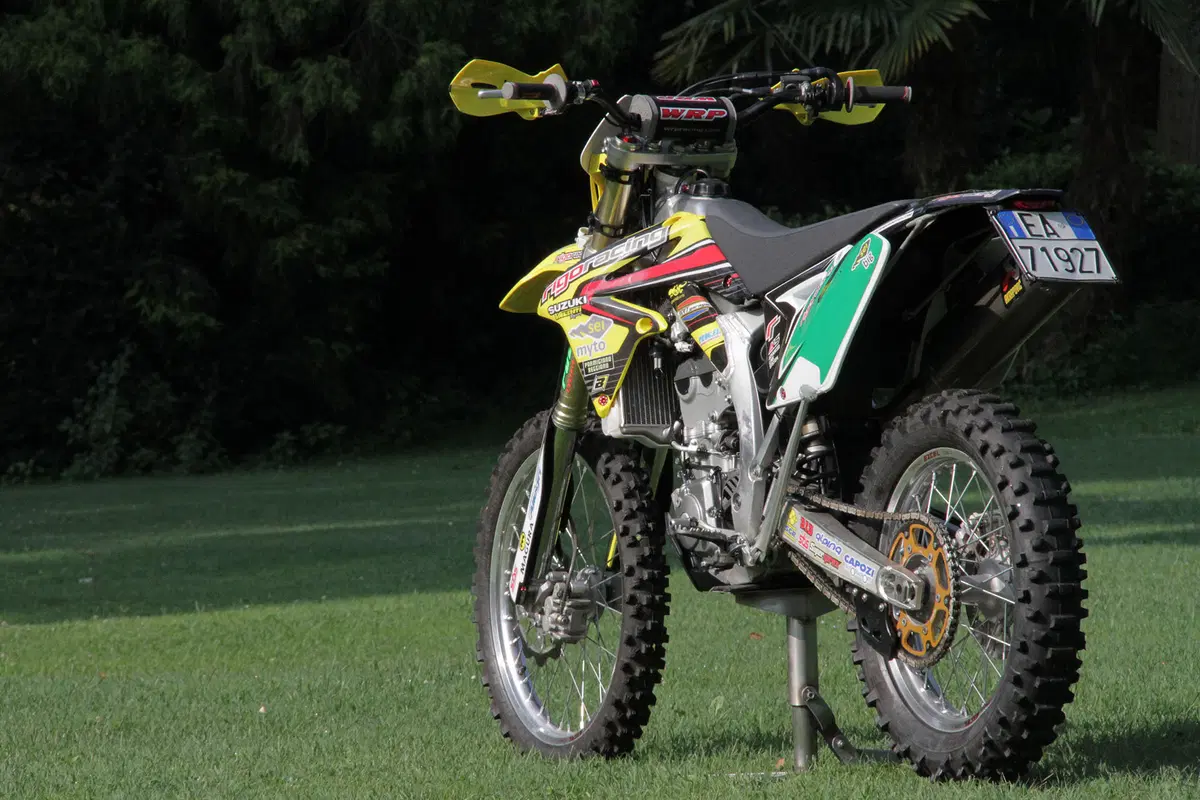Suzuki RME 50, 250, 450 Rigo Moto (47)