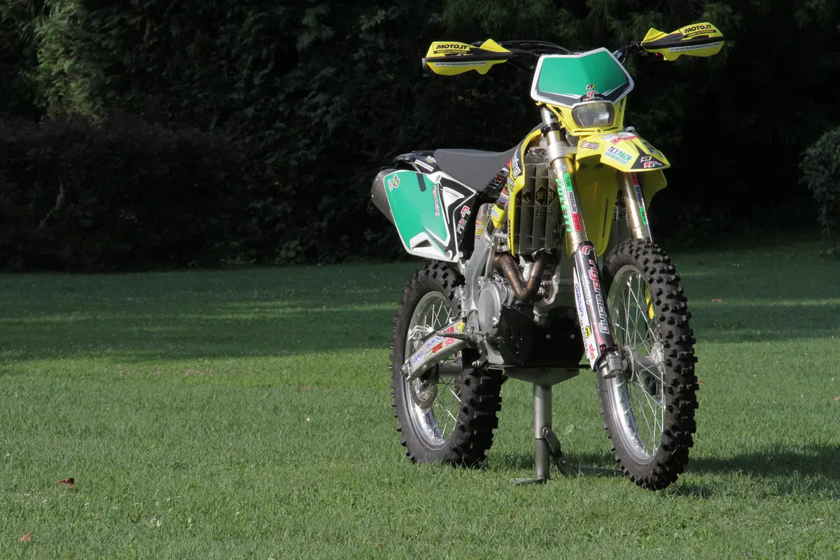 Suzuki RME 50, 250, 450 Rigo Moto (48)